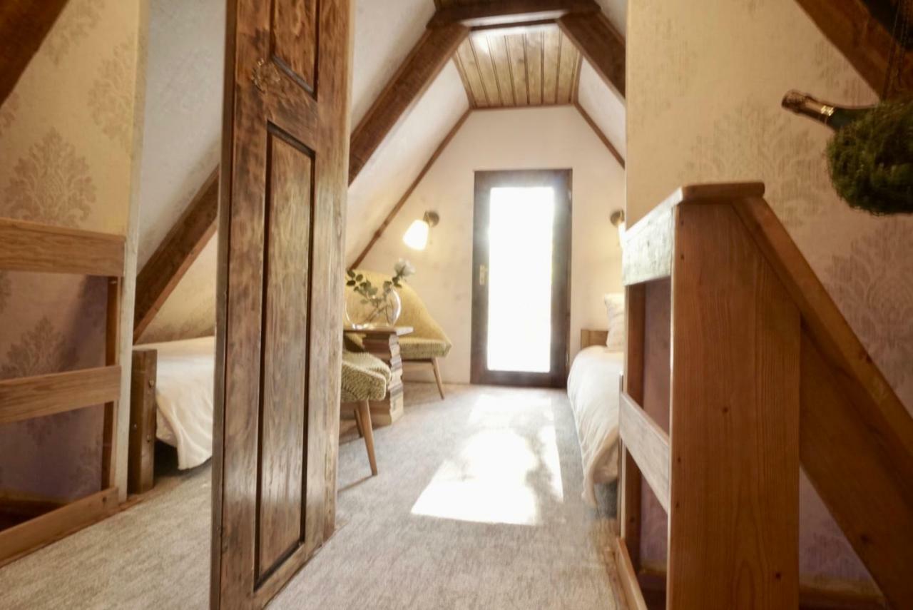 Nadi'S Holiday Home - Heart Of Woods, Szentendre Island Szigetmonostor Екстер'єр фото